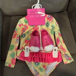 Betsey Johnson Infant Swimsuit 24 M 3 Piece with Beach Shoes Fruit Tropical NWT